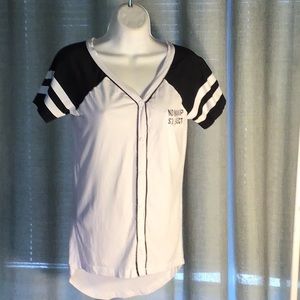 Women’s tee shirt 100% Cotton NWOT